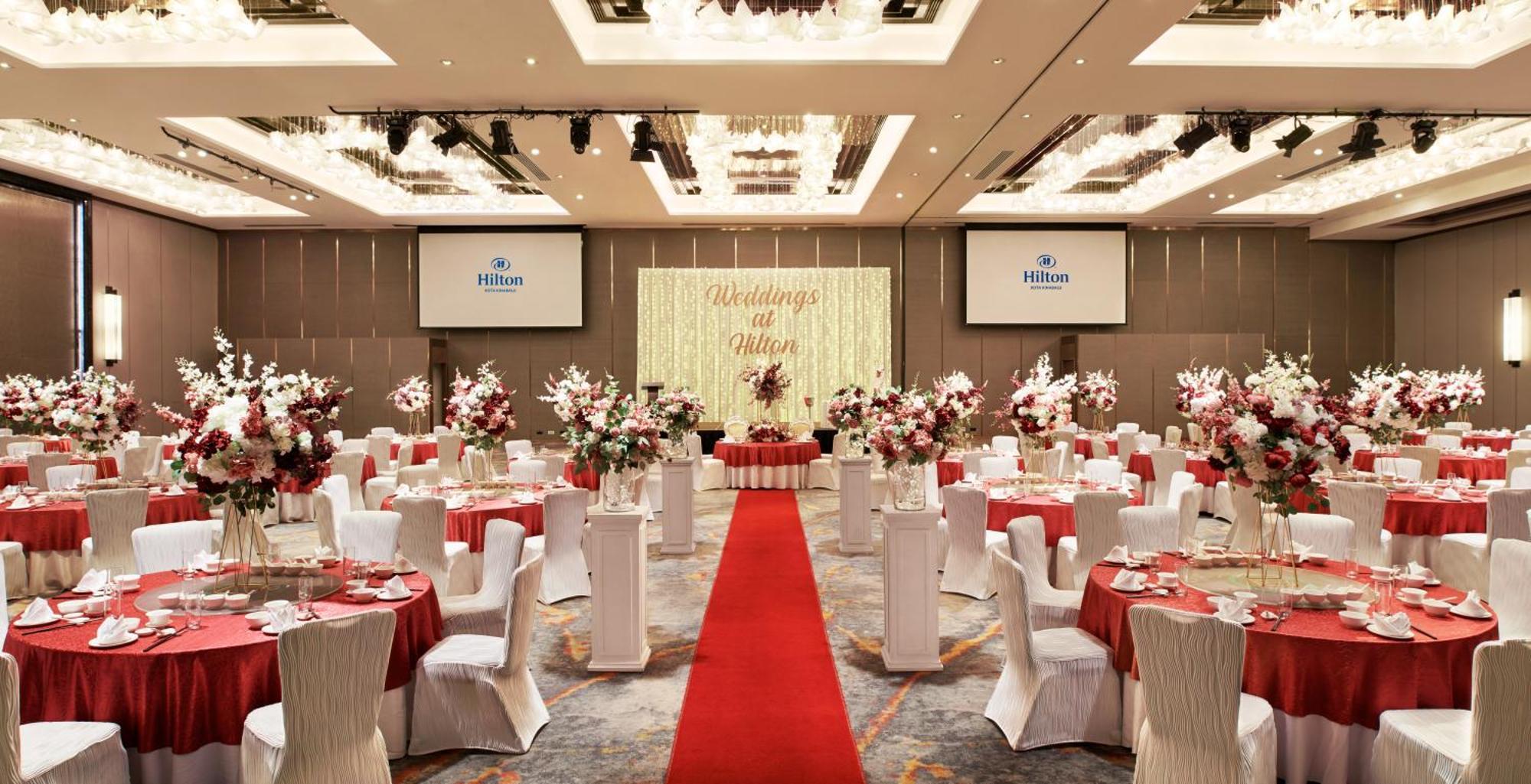 Hilton Kota Kinabalu Hotel Екстериор снимка Wedding reception at Hilton Singapore